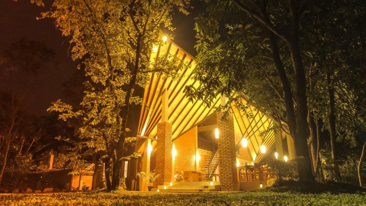 Go Go Green Resort Habarana Exterior foto